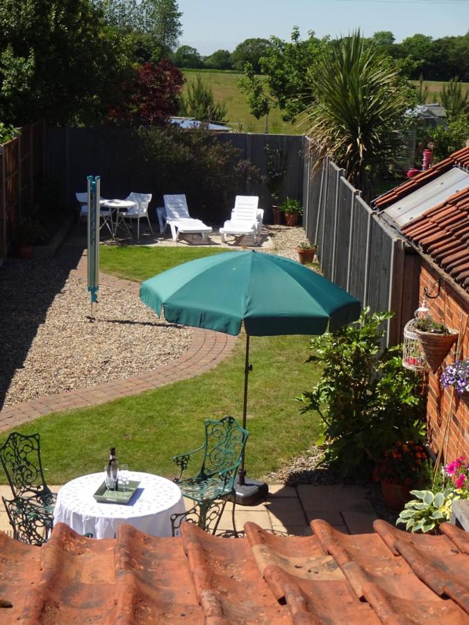 Villa Wayside Fulmodeston Esterno foto